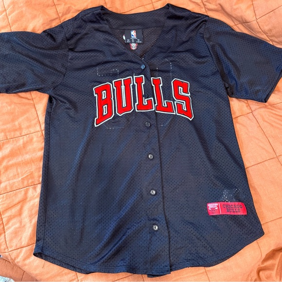NBA Bulls Black and Red Jersey - Picture 1 of 2